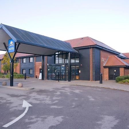 Days Inn Stevenage North Baldock Eksteriør bilde