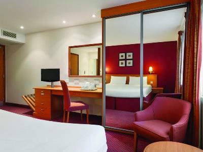 Days Inn Stevenage North Baldock Eksteriør bilde